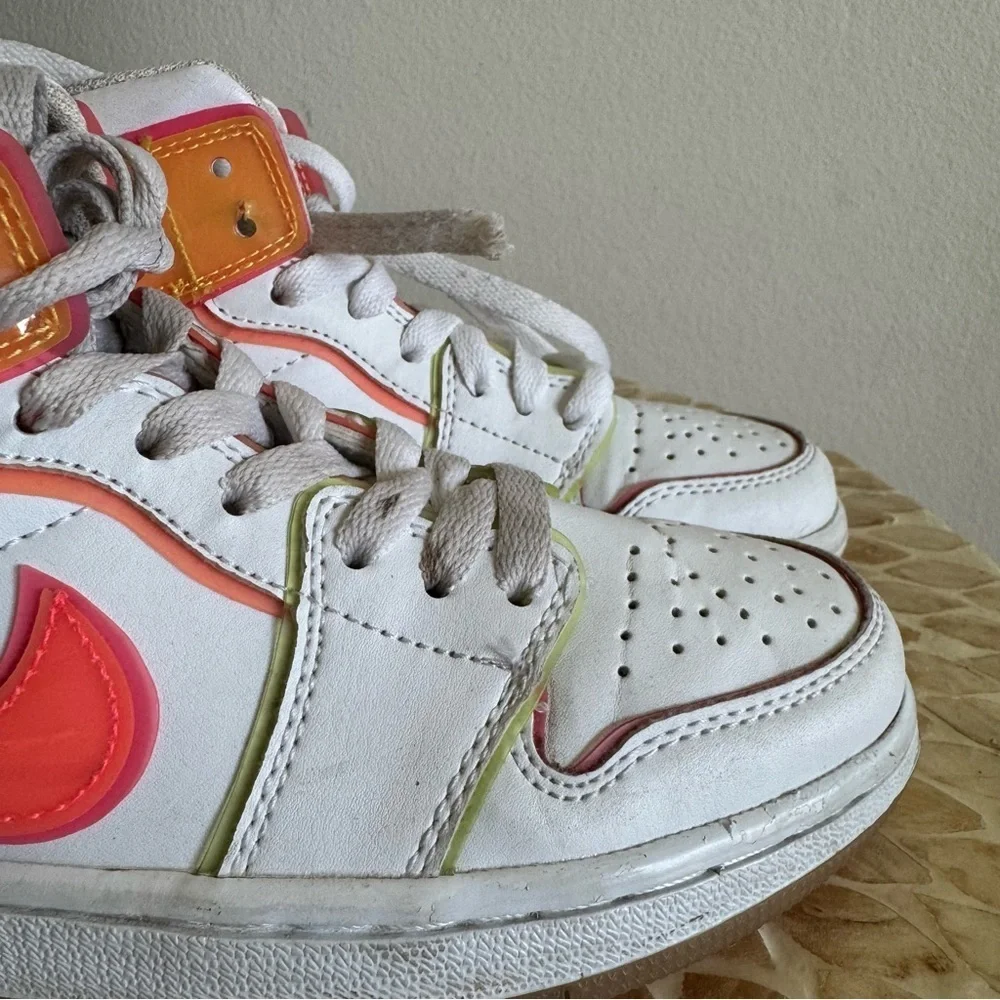 Nike Air Jordan 1 GS Edge Glow White Pink Blast Sneakers 5.5